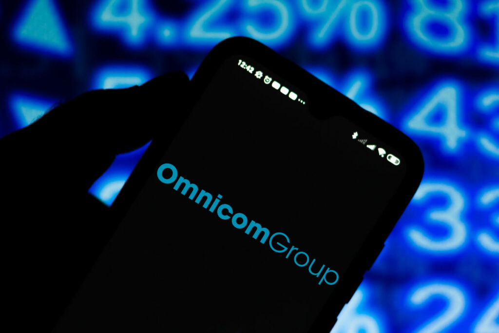 Omnicom phone