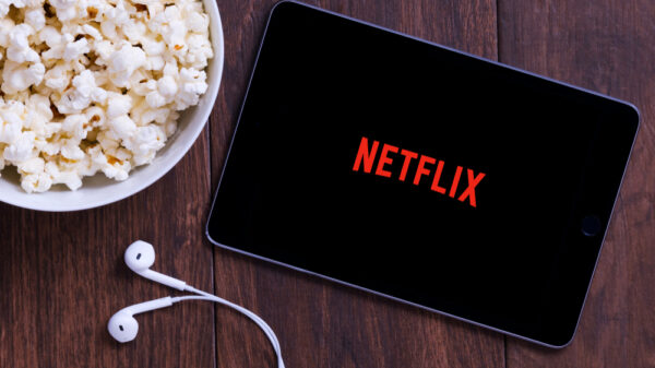Netflix tablet popcorn headphones
