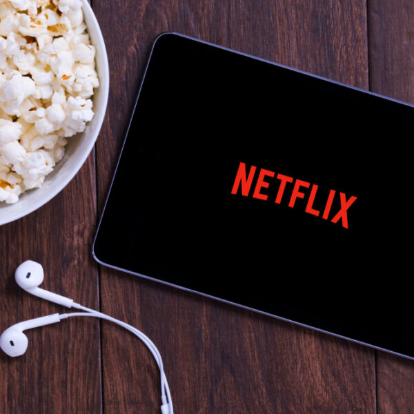 Netflix tablet popcorn headphones