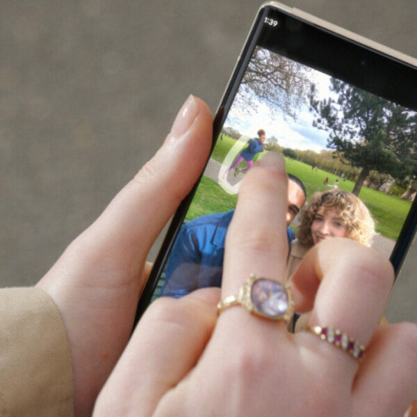 Google Pixel 6 Magic Eraser