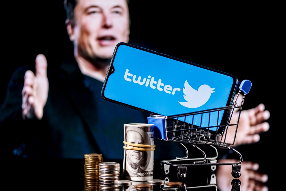 Elon Musk pause Twitter