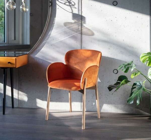 A furniture design studio ad for 'Ginger' - a new armchair design - has sparked controversy online for appearing to include a racist term.
