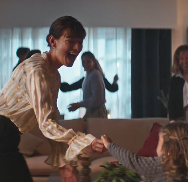 Lindt Lindor, the self-proclaimed number one boxed brand in the UK, has launched its first ever Christmas television advert.