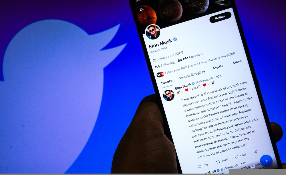 Elon Musk's aerospace brand SpaceX has bought one of the bigger advertising packages available on Twitter to promote the business’ satellite internet service Starlink.