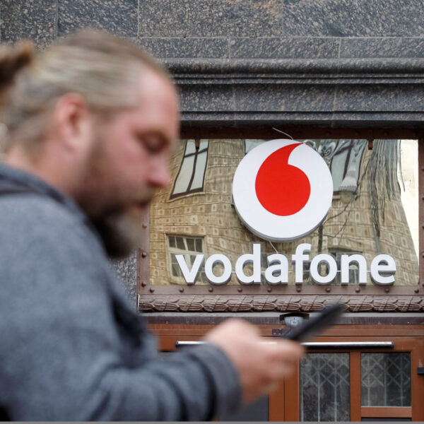 A website banner and a press ad for Vodafone have been banned by the ASA for making unsubstantiated comparative claims.