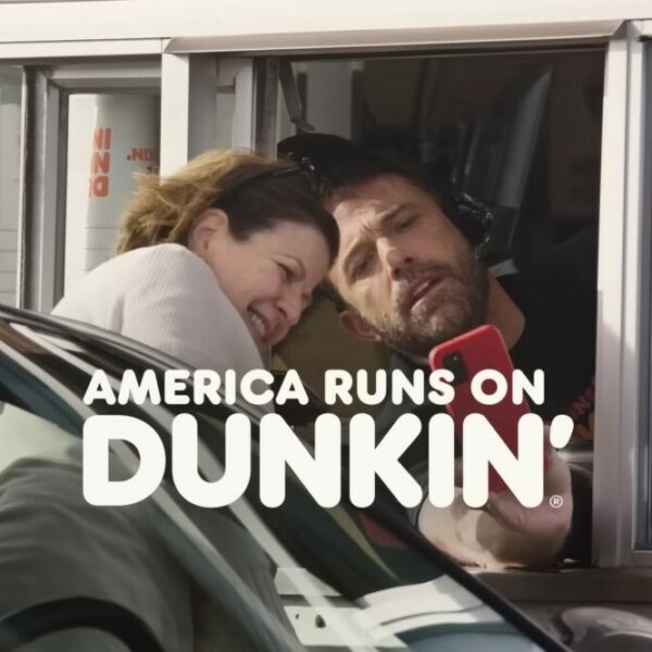 Last night, during the Super Bowl LVII game, Dunkin' Donuts unveiled an advertisement that saw Ben Affleck work for the US donuts chain.