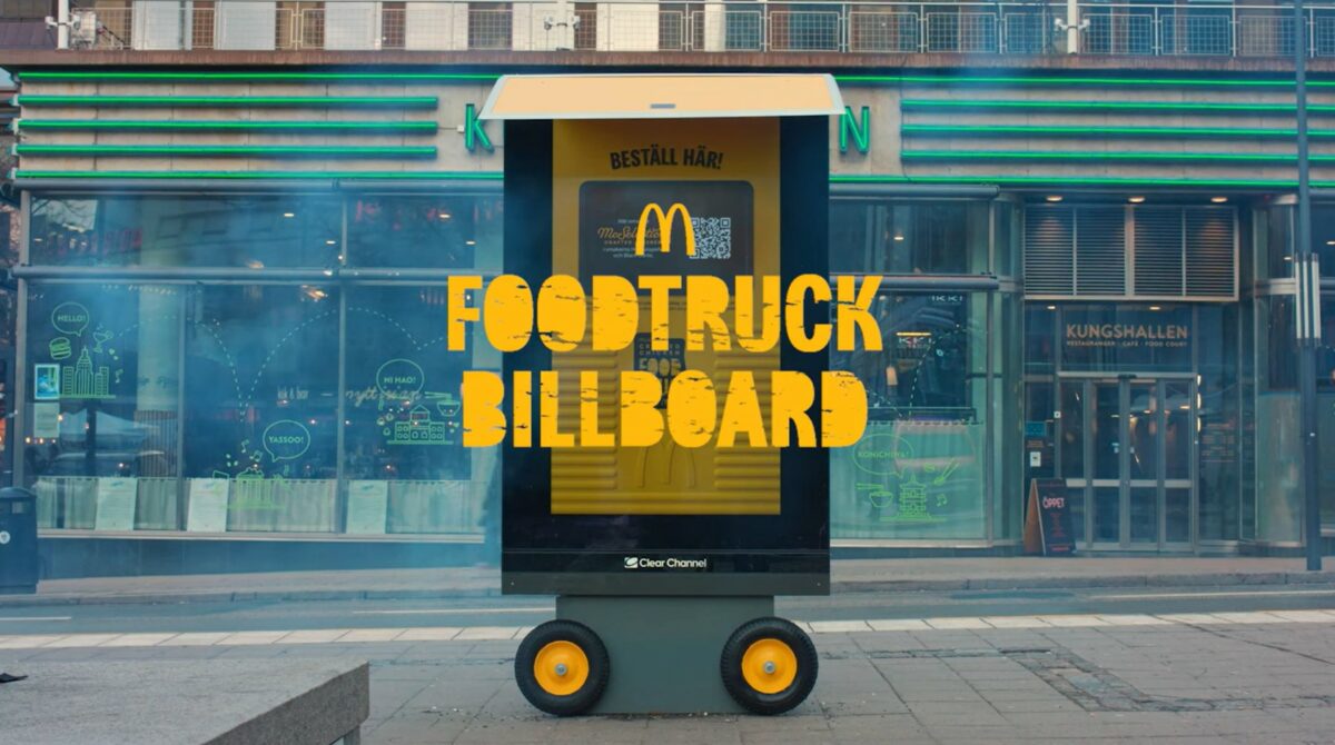 McDonald's Sweden has converted DOOH billboards into digital food trucks as the brand looks to promote its new Crafted Chicken burger.