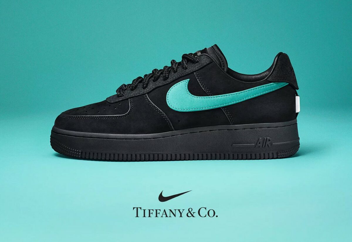 Tiffany & Co. Executive Alexandre Arnault Sits Courtside in the Nike x  Tiffany Air Force 1s – Fashion Bomb Daily