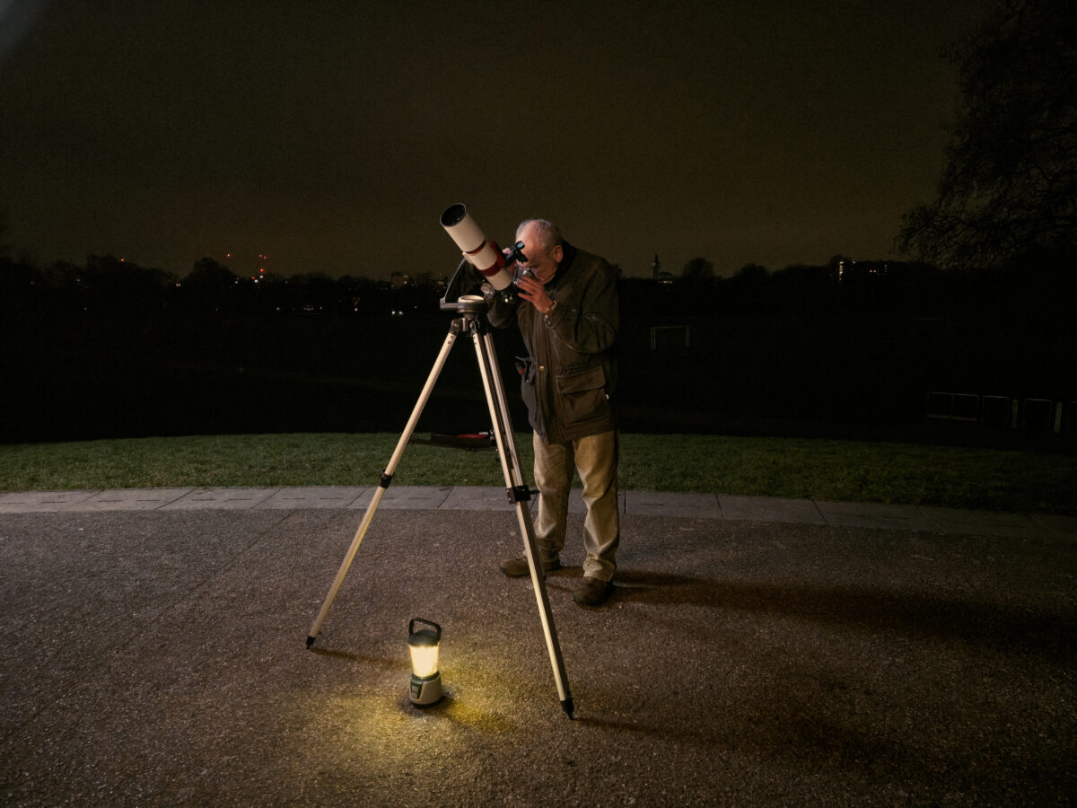 Samsung has partnered with photographer Ben Weller to shine a light on night-shift workers through a portrait series shot on the Galaxy S23 Ultra.