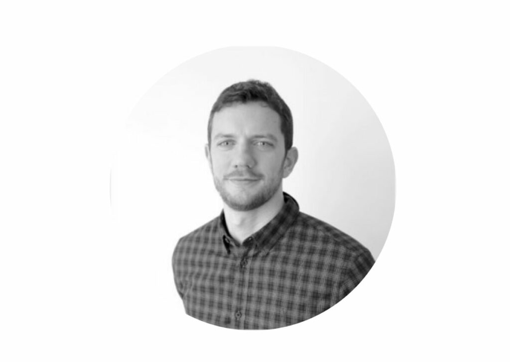 Mobile marketing consultancy ConsultMyApp has appointed Gordon Bowman as its new sales director.