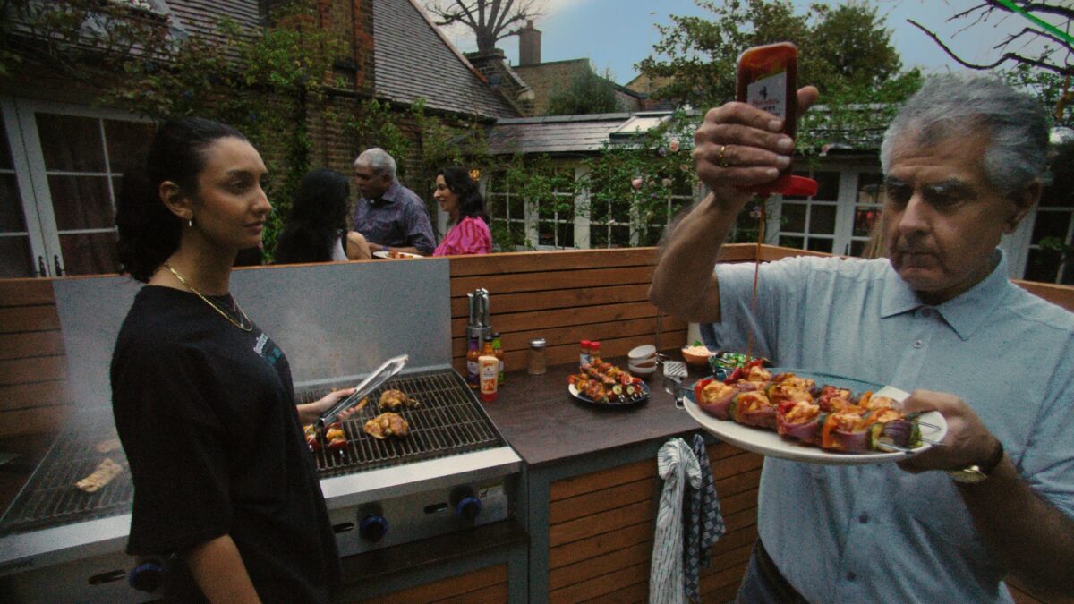 Mo Gilligan champions Nando's grocery range in new TV ads - Marketing Beat