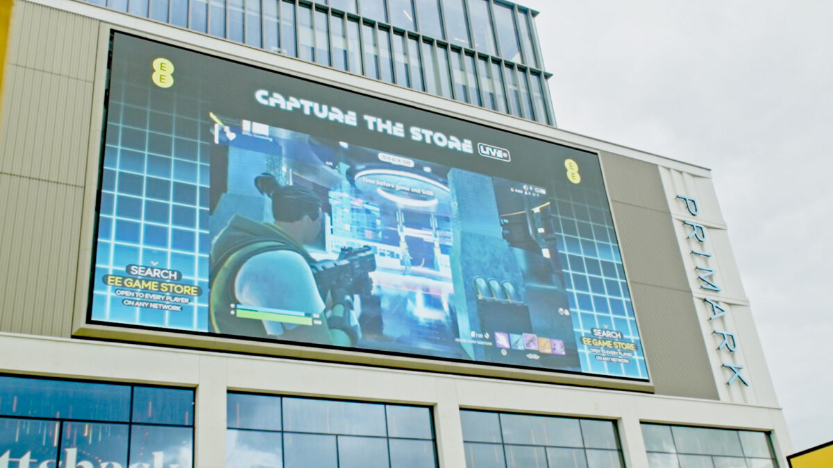 EE has invited gamers to 'Capture the store' in a Fortnite gaming activation with Digitas and Saatchi, in an aim to promote the new EE Game store, here depicting the billboard
