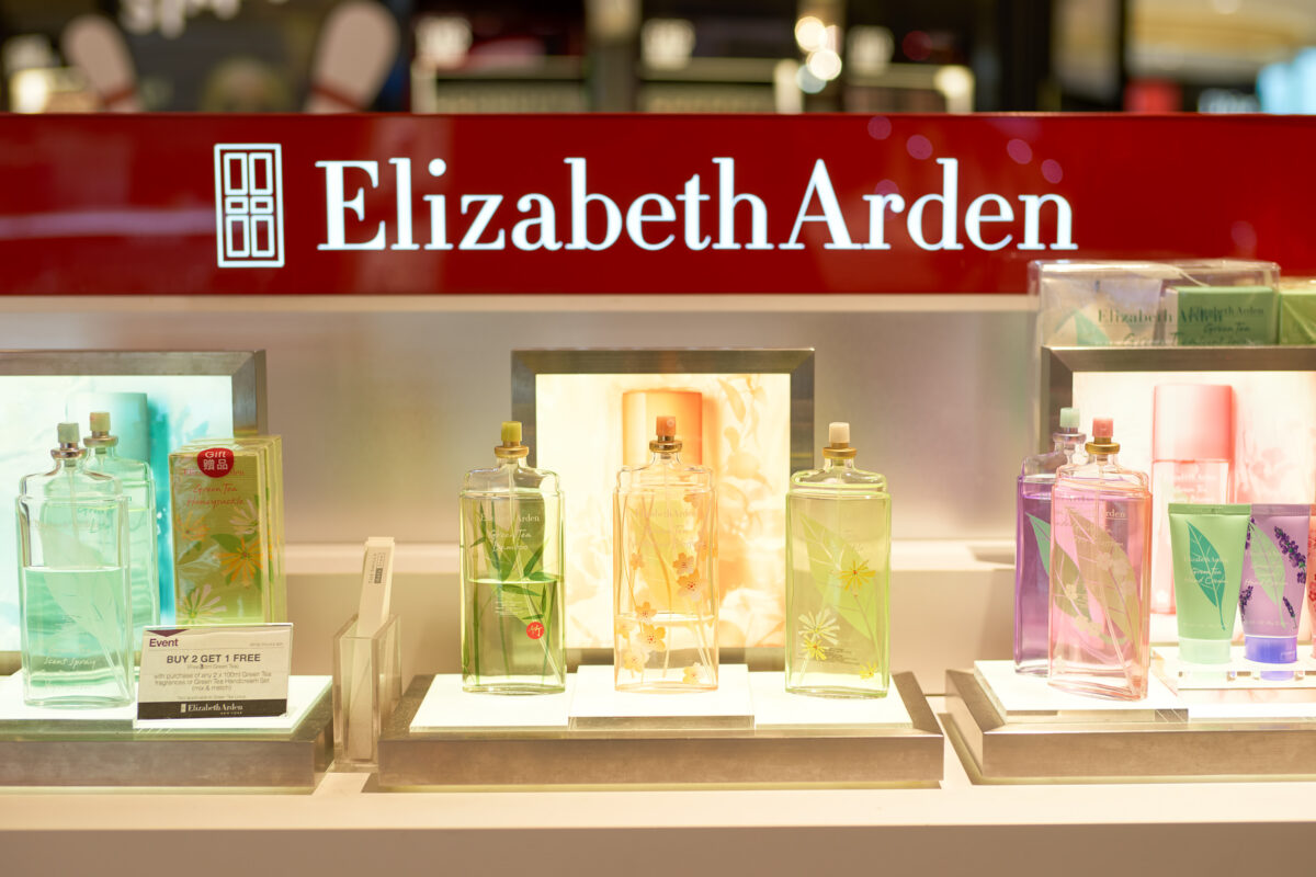 Beauty brand Elizabeth Arden has appointed communications agency M&C Saatchi TALK as the lead agency for its Global consumer PR account, the beauty brand's perfume and logo depicted here