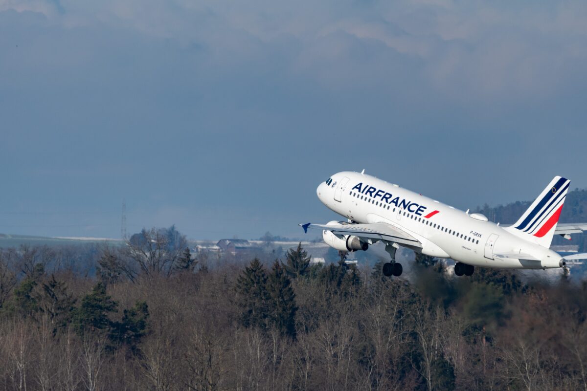 Image of Air France plane. The ASA has banned three adverts on the basis of greenwashing, including ads from Air France, Etihad and Lufthansa.