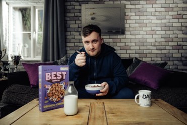 Darts legend Luke Littler stars for Best cereal in first ever ad