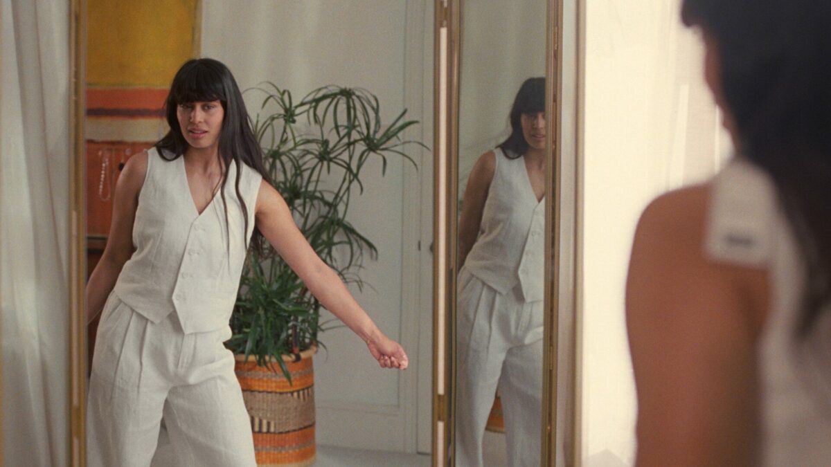 Tesco fashion line F+F is showcasing the perfect blend of fashion with everyday practicality in a new campaign led by a TV spot, Walkies.