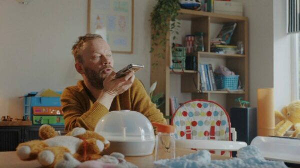 Tesco Mobile has unveiled a new ad in its 'It Pays to be Connected' campaign, with 'New Parent Posse' celebrating the exuberance of parenthood.
