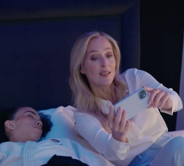 Gillian Anderson lounges around with Team GB stars spreading the word about Dreams beds. Dreams is starring a host of Team GB Olympians and Paralympians in its latest campaign, the third to feature TV star Gillian Anderson.
