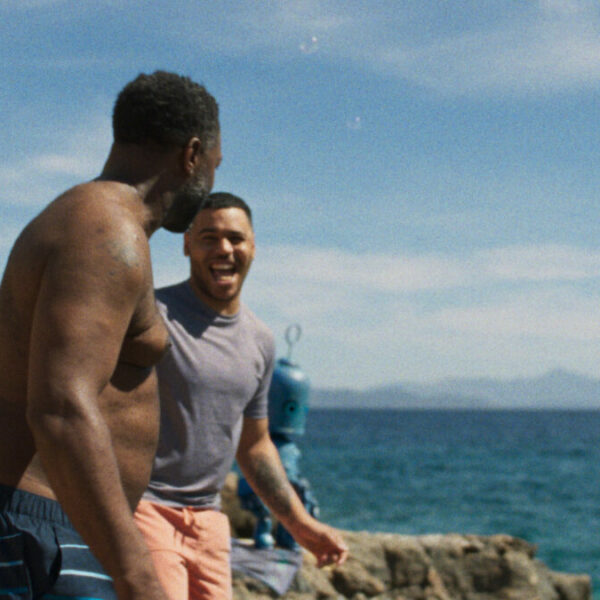 O2 has unveiled its yearly ode to pan-European roaming with a new integrated campaign that sees brand mascot Bubl set sail for the continent.