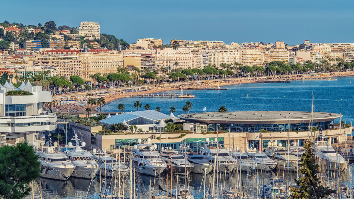 The overwhelming majority (82%) of Cannes attendants feel the festival is shifting focus away from creativity to tech platforms.