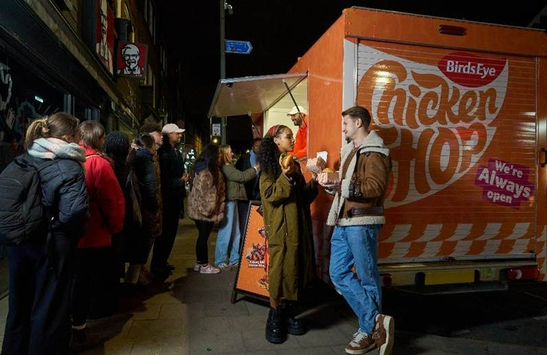 To celebrate the launch of its Fakeaway Chicken Shop range, Birds Eye is hosting a late-night chicken shop pop-up ‘Cluck Truck’