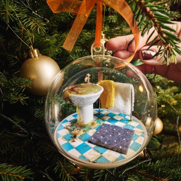 Shelter has partnered with B&Q to release a line of snow globes that showcase the harsh realities of living in temporary accommodation.