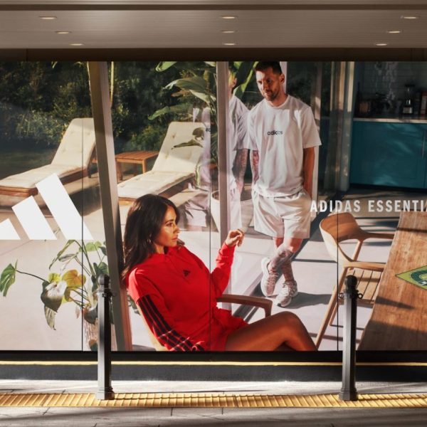 Adidas has debuted its latest sports collection -Adidas Essentials-. in a new campaign featuring husband-wife duo Antonela Roccuzzo and Lionel Messi.