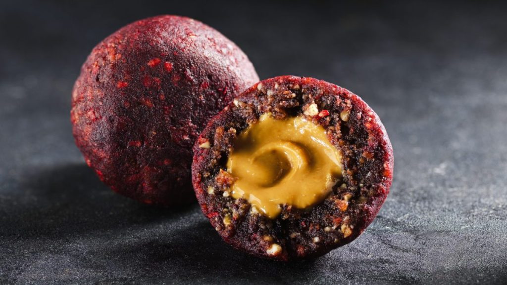 Supermarket chain M&S encourages consumers to "support their health" this January in a new campaign.