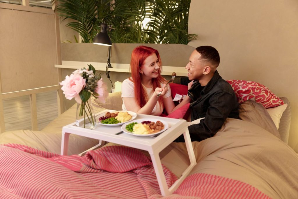 Ikea has partnered with dating app, Breeze, to give those seeking love the chance to participate in an in-store dating experience based on daters' sleeping habits.