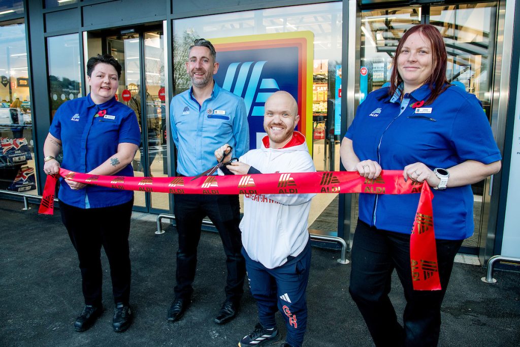 ParalympicsGB has extended its partnership with supermarket Aldi until 2032.