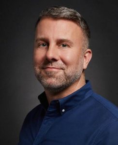 American web portal Yahoo has named Paramount’s Josh Line as its new chief marketing officer.