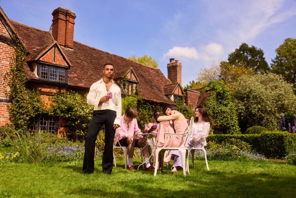 British beverage company Schweppes has named Emily in Paris star Lucien Laviscount as the new face of the brand.