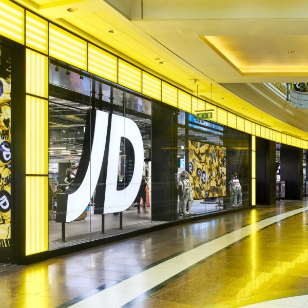 Sportswear retailer JD Sports celebrates the opening of its new Manchester store with Olympic record breaker Usain Bolt and YouTubers Beta Squad.