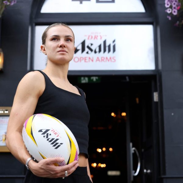 Asahi Super Dry has partnered with England Women's Rugby star Ellie Kildunne to the Asahi Pub Pledge