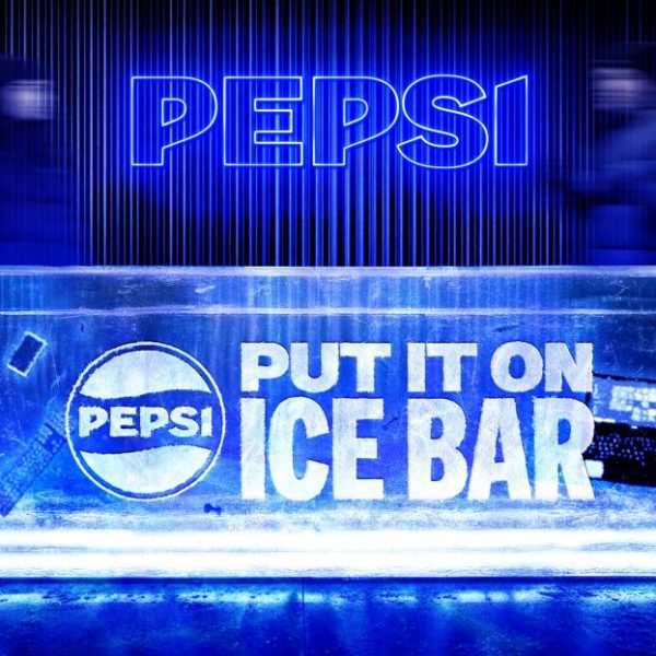 Drinks brand Pepsi Max has unveiled its festive experience, the 'Put it on Ice Bar'.